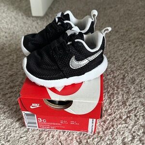 NEW! Nike Roshe One (TDV)